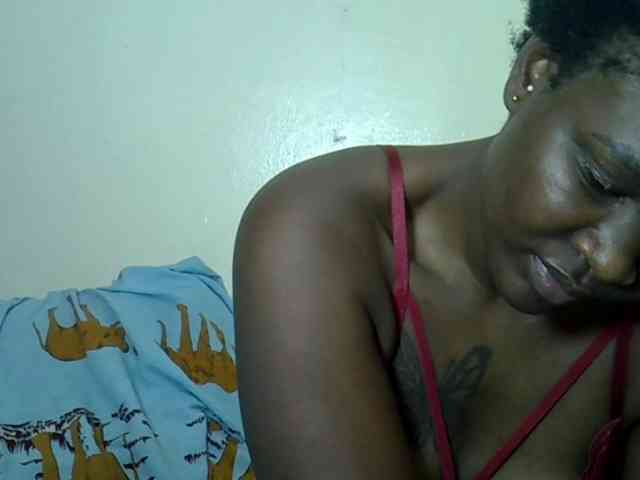 Prettyliz30 webcam