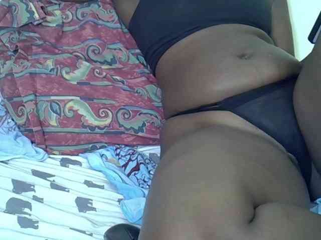 Prettyliz30 webcam