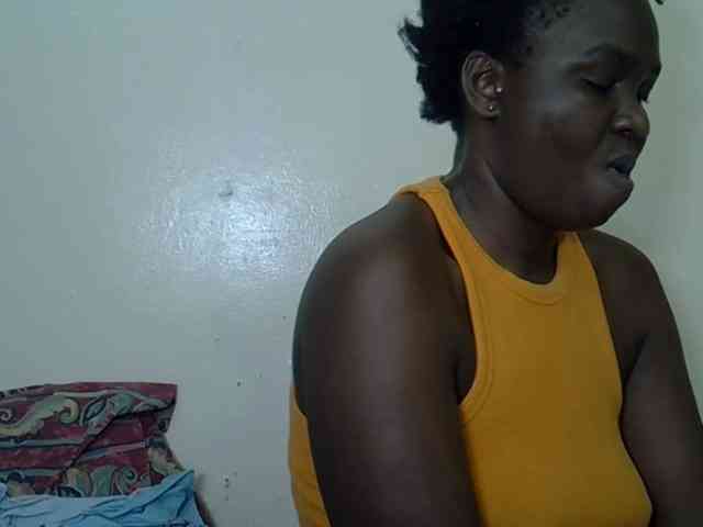Prettyliz30 webcam
