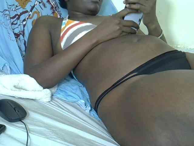 Prettyliz30 webcam