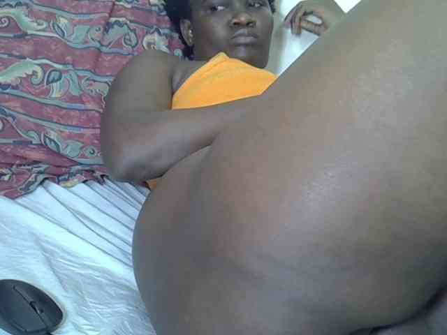 Prettyliz30 webcam