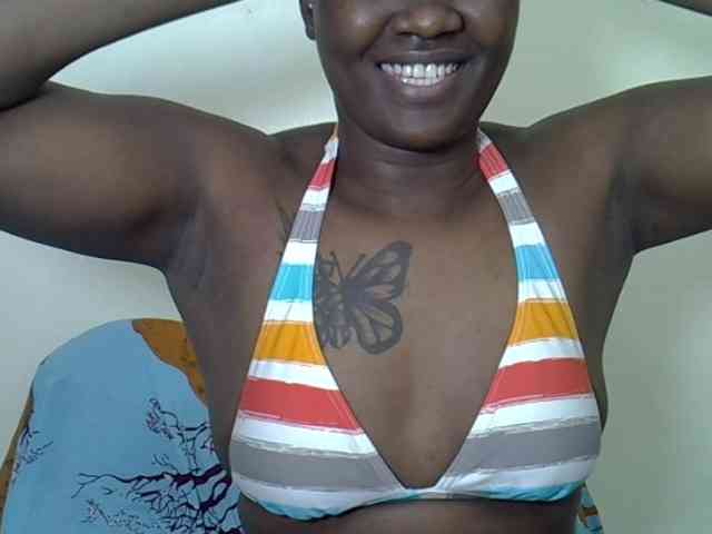 Prettyliz30 webcam