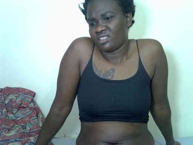 Prettyliz30 webcam