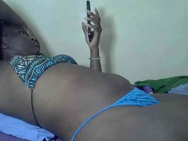 Prettyliz30 Live Webcam on BongaCams