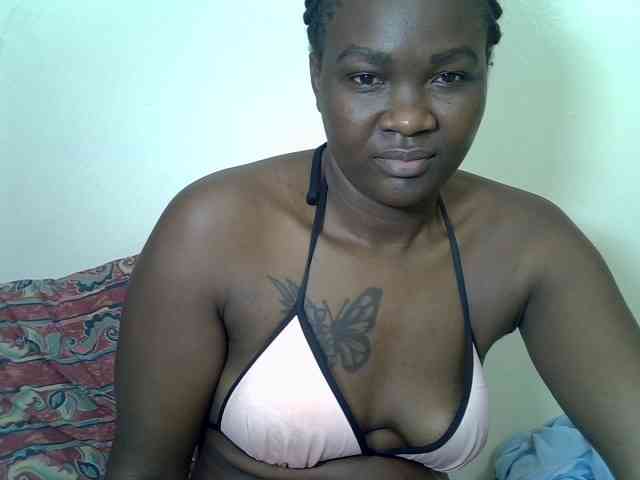 Prettyliz30 webcam