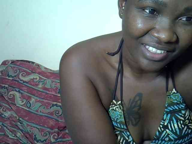 Prettyliz30 webcam