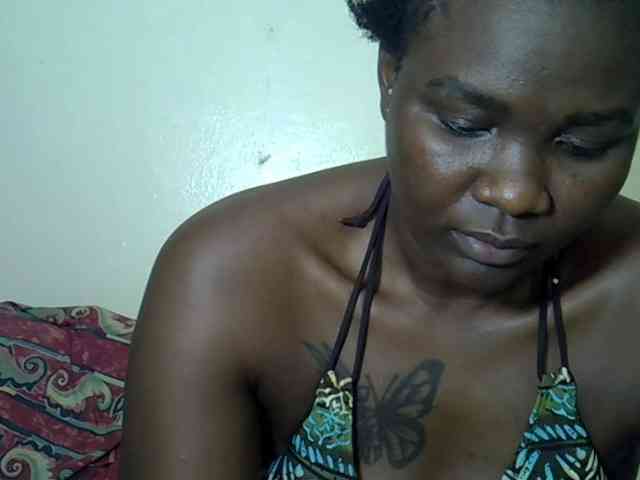 Prettyliz30 webcam