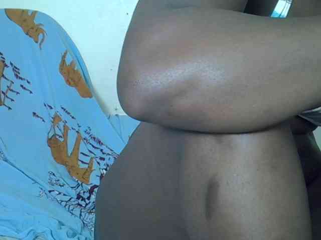 Prettyliz30 webcam