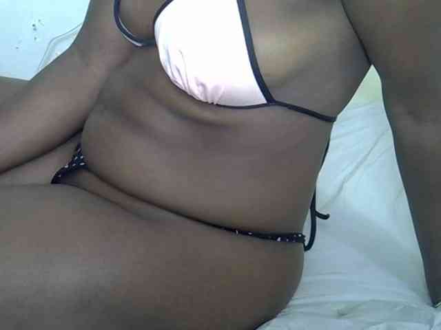 Prettyliz30 webcam