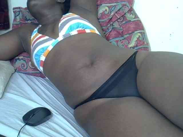 Prettyliz30 webcam