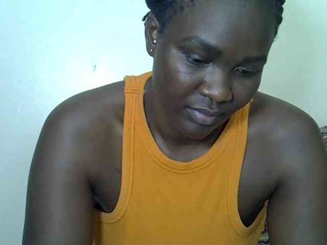 Prettyliz30 webcam