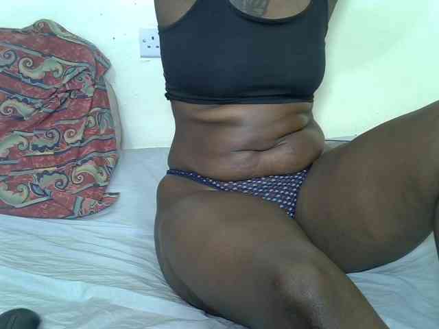 Prettyliz30 webcam