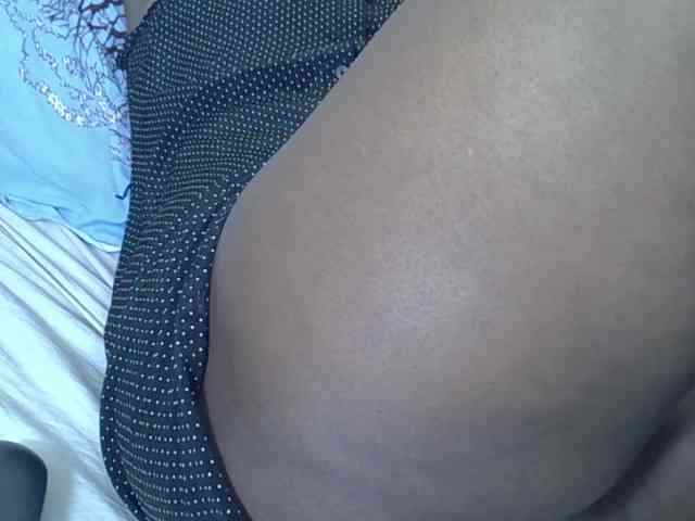 Prettyliz30 webcam
