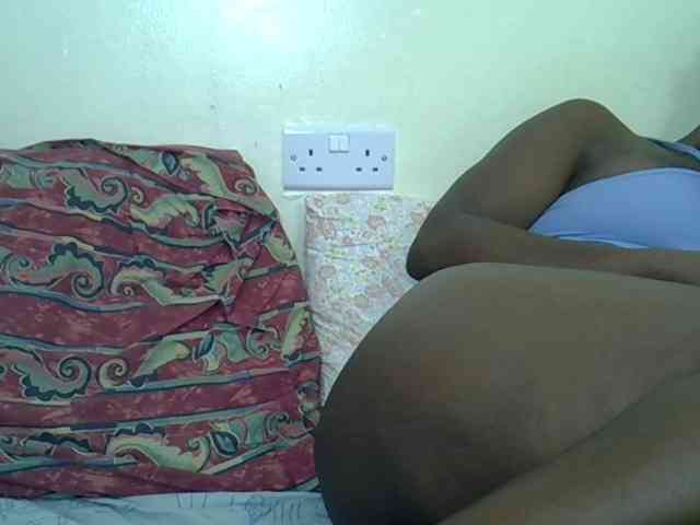 Prettyliz30 webcam