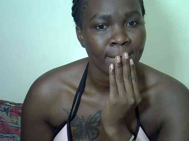 Prettyliz30 webcam
