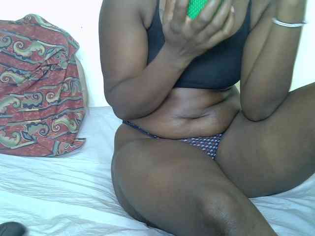 Prettyliz30 webcam