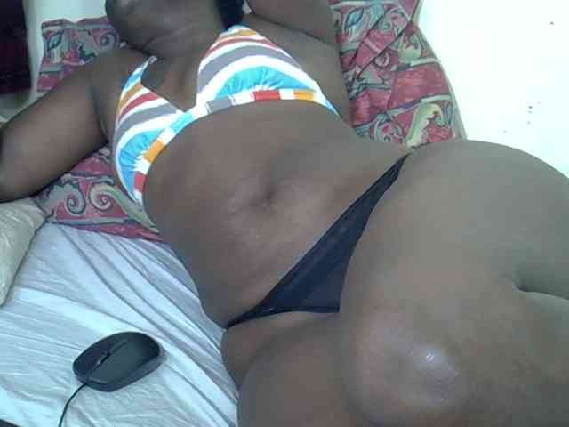 Prettyliz30 webcam