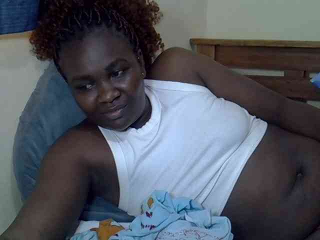 Prettyliz30 Live Webcam on BongaCams