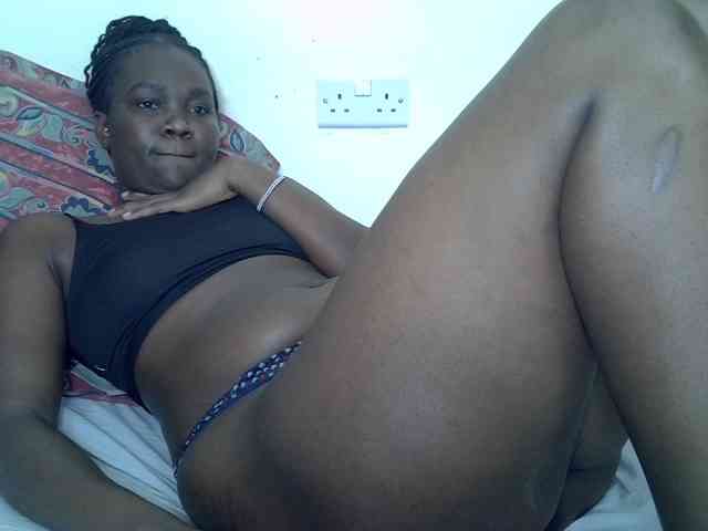 Prettyliz30 webcam