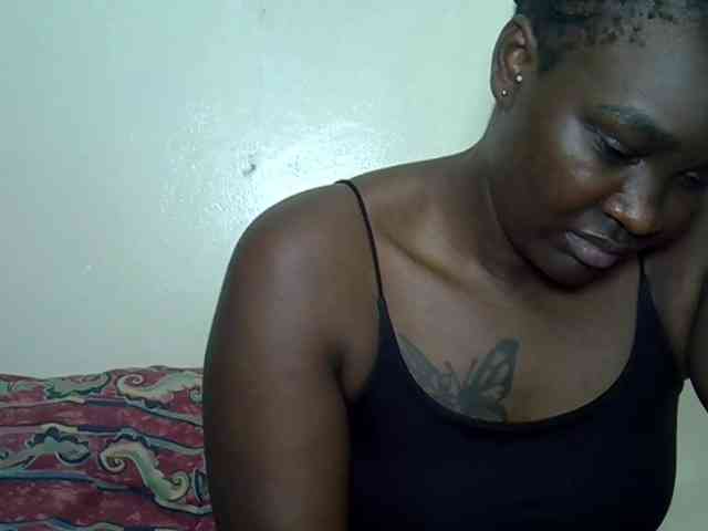 Prettyliz30 webcam