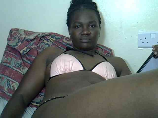 Prettyliz30 webcam