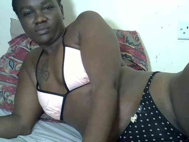 Prettyliz30 webcam