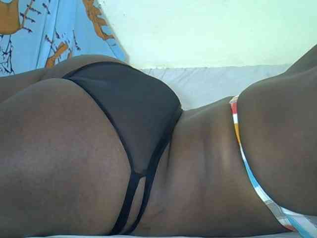 Prettyliz30 Live Webcam on BongaCams