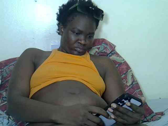Prettyliz30 webcam