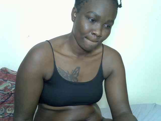 Prettyliz30 webcam