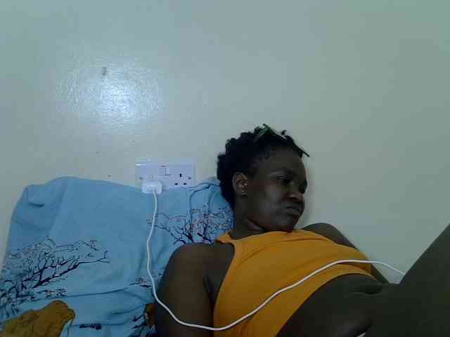 Prettyliz30 webcam