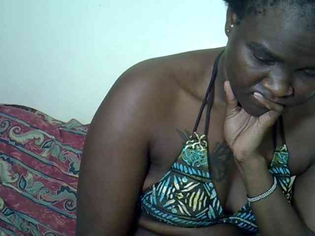 Prettyliz30 webcam