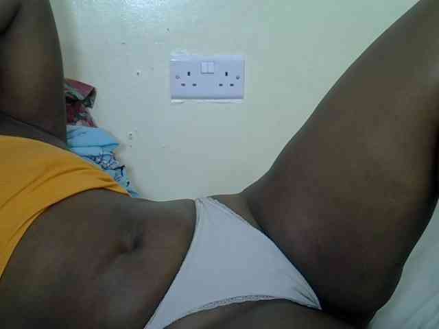 Prettyliz30 webcam