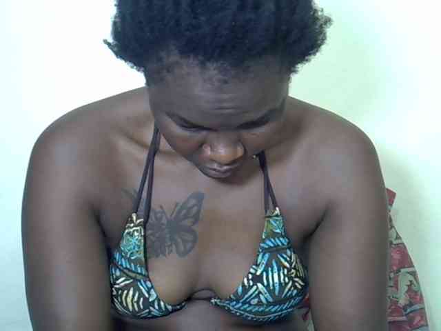 Prettyliz30 webcam
