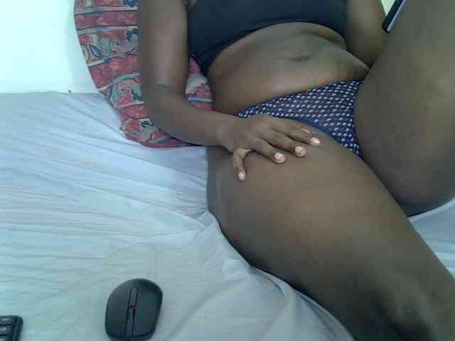 Prettyliz30 webcam