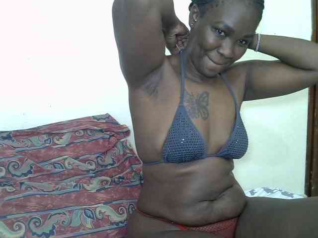 Prettyliz30 webcam