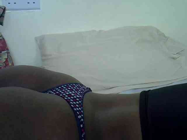Prettyliz30 webcam