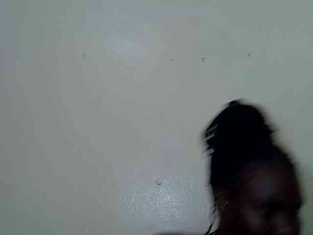 Prettyliz30 webcam
