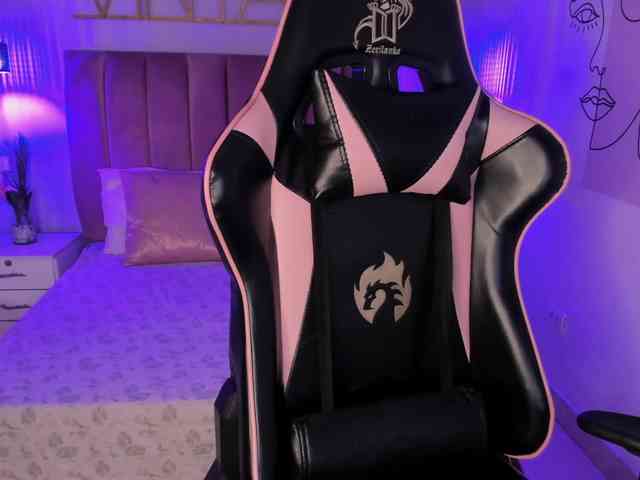 SophiaaHill webcam