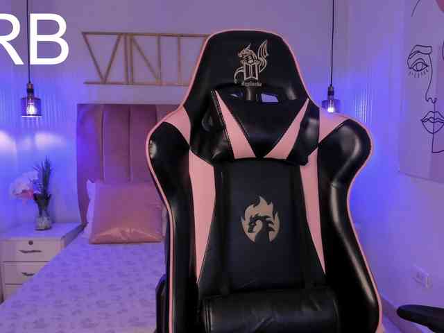 SophiaaHill webcam