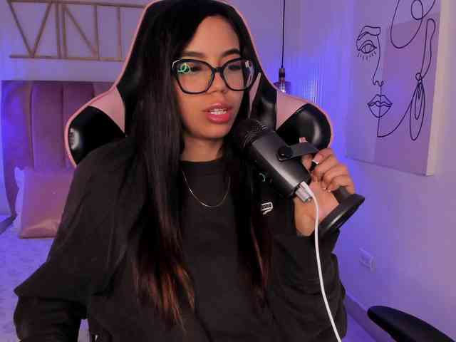 SophiaaHill webcam