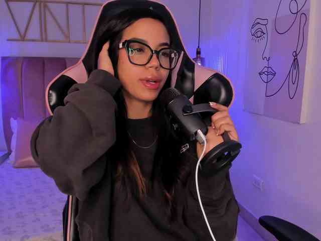 SophiaaHill webcam