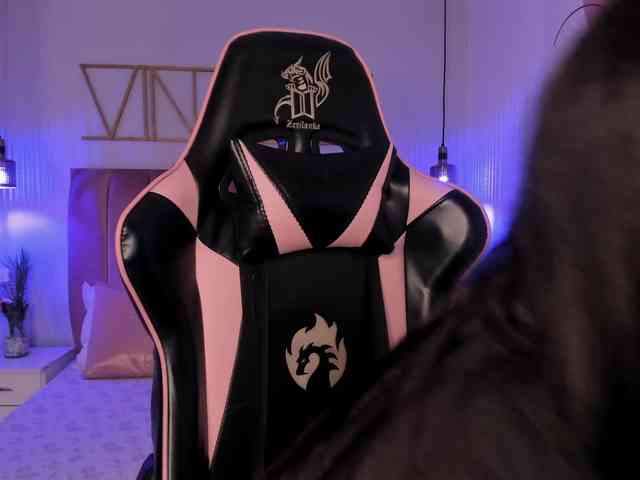 SophiaaHill webcam