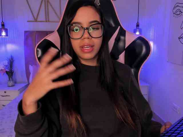 SophiaaHill webcam