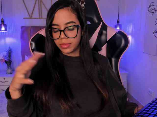 SophiaaHill webcam