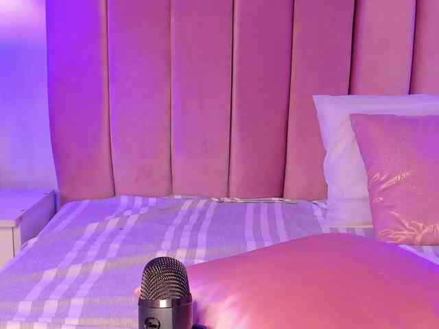 SophiaaHill webcam
