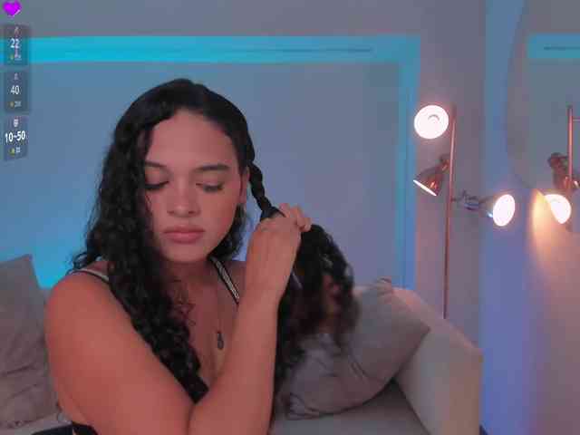 AprilRhodes webcam