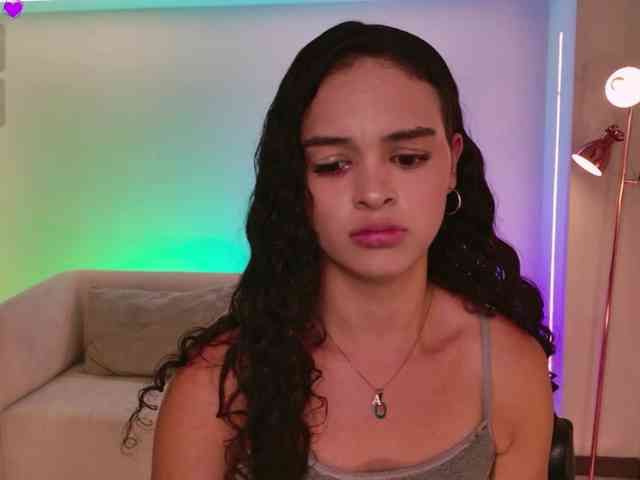 AprilRhodes webcam