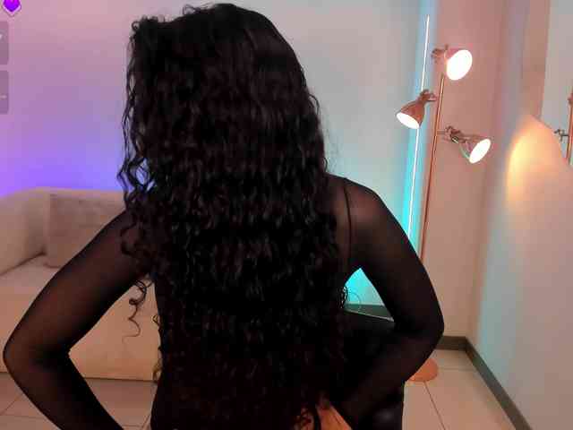 AprilRhodes webcam