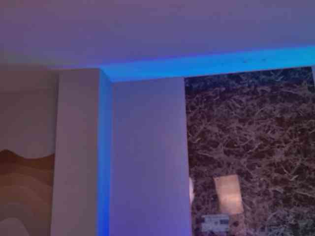 AprilRhodes webcam
