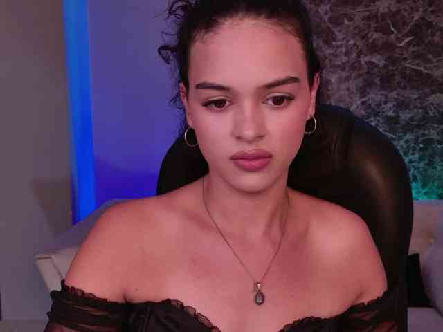 AprilRhodes webcam